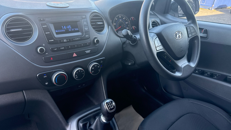 Hyundai i10 1.0 SE 5dr Petrol Hatchback